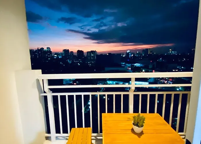 Den And Then - Sky Lounge Haven 5*
